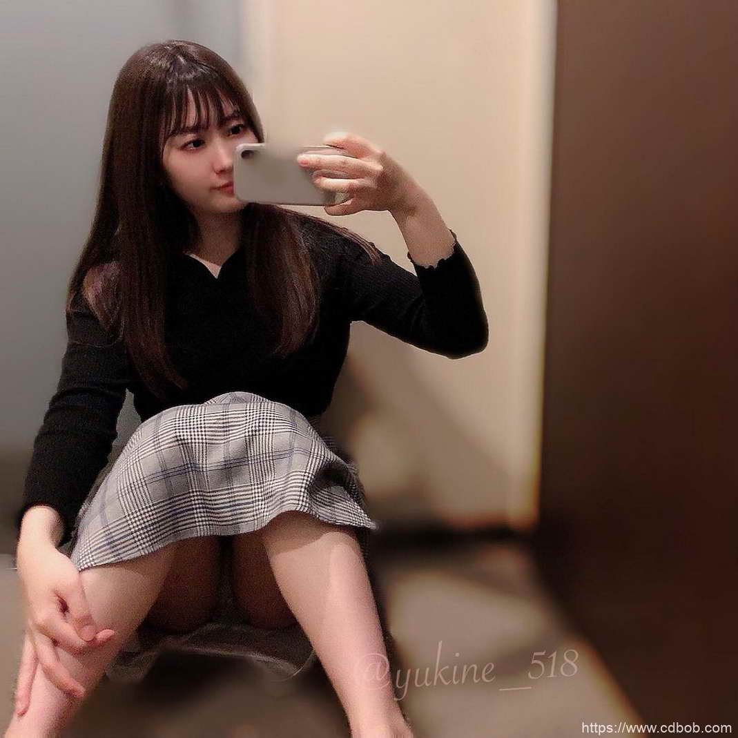 多圖／正妹櫻木優希音短裙小褲褲走光　神秘三角地帶若隱若現