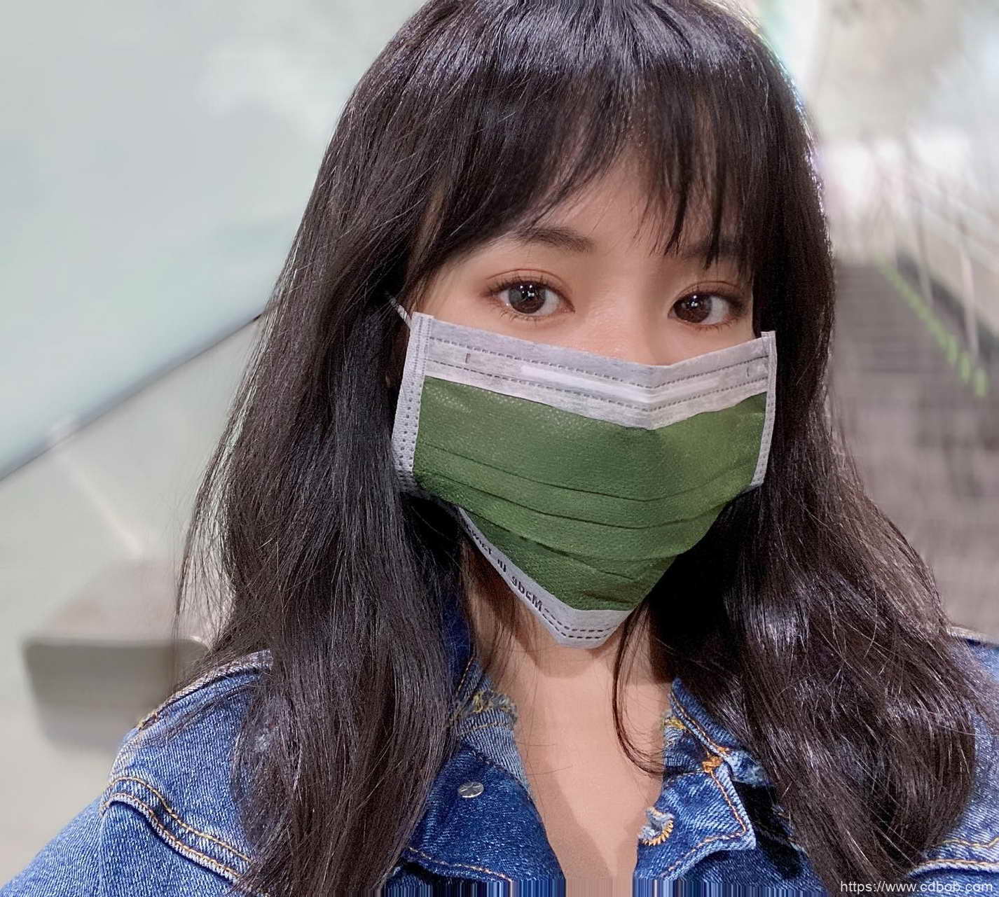 多圖/正妹葉靜涵甜甜喝氣泡酒 美酒配佳人讓人賞心悅目!