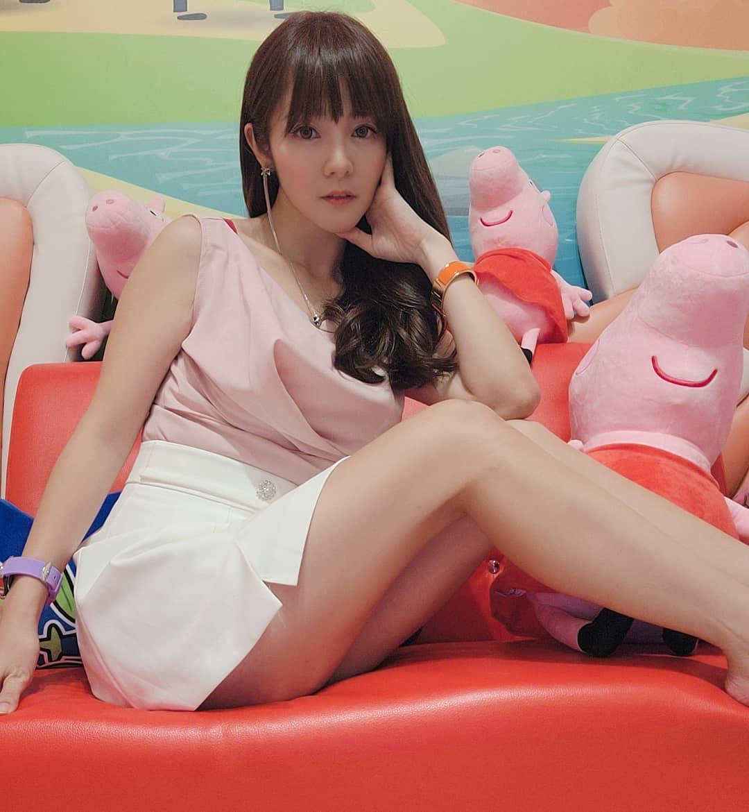 多圖／正妹Teresa莎兒挖空斑馬泳裝穿出性感好身材！