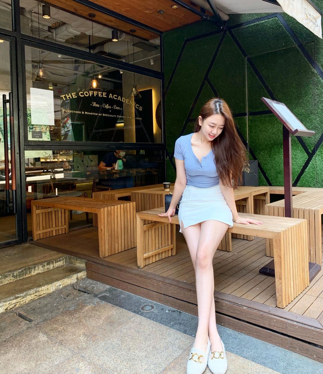 多圖／正妹空姐仙妮一雙極品修長美腿太吸睛！